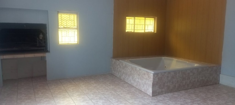 3 Bedroom Property for Sale in Riebeeckstad Free State